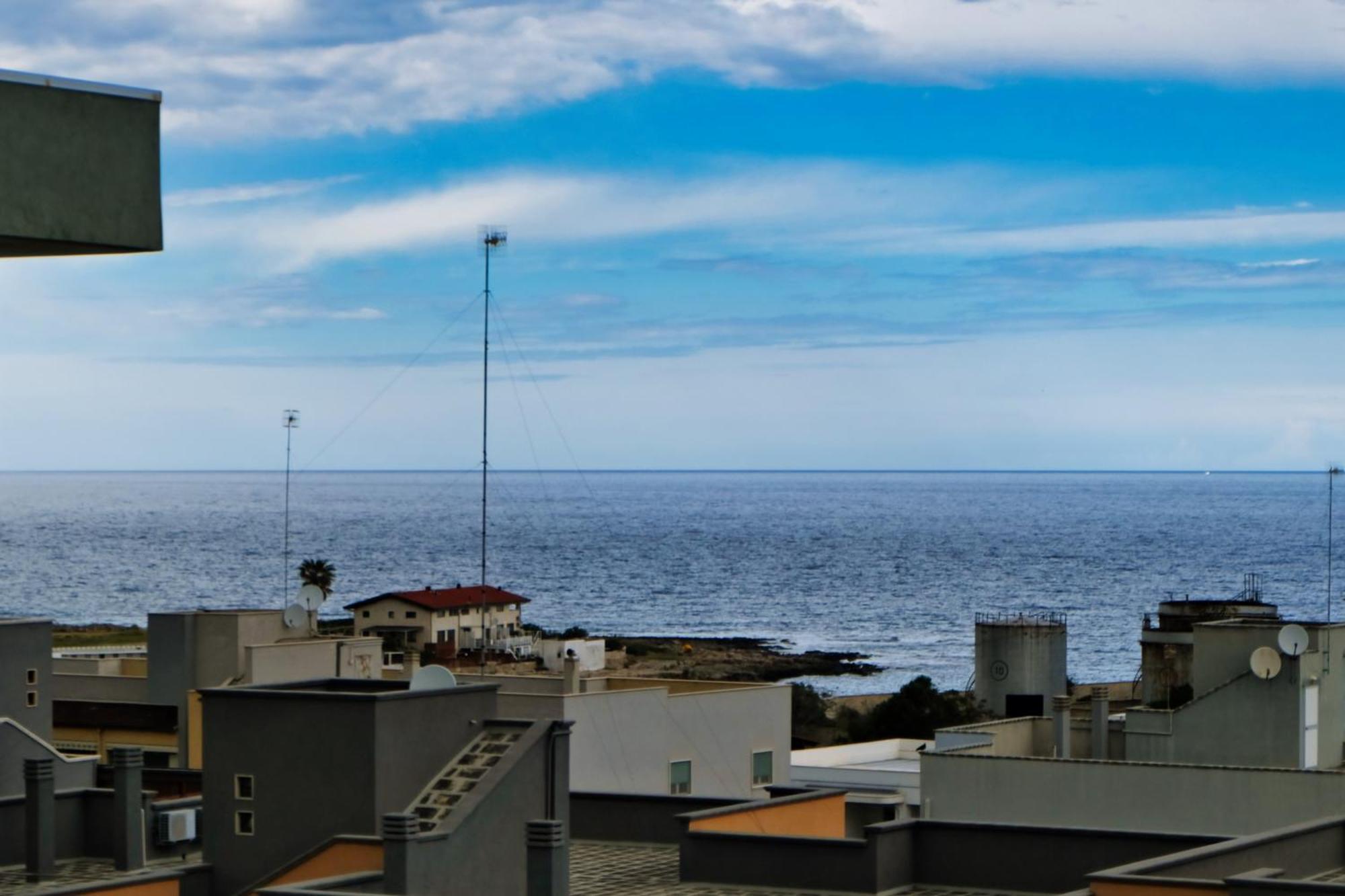Mare Mary - Appartamento Vista Mare A Monopoli Kültér fotó